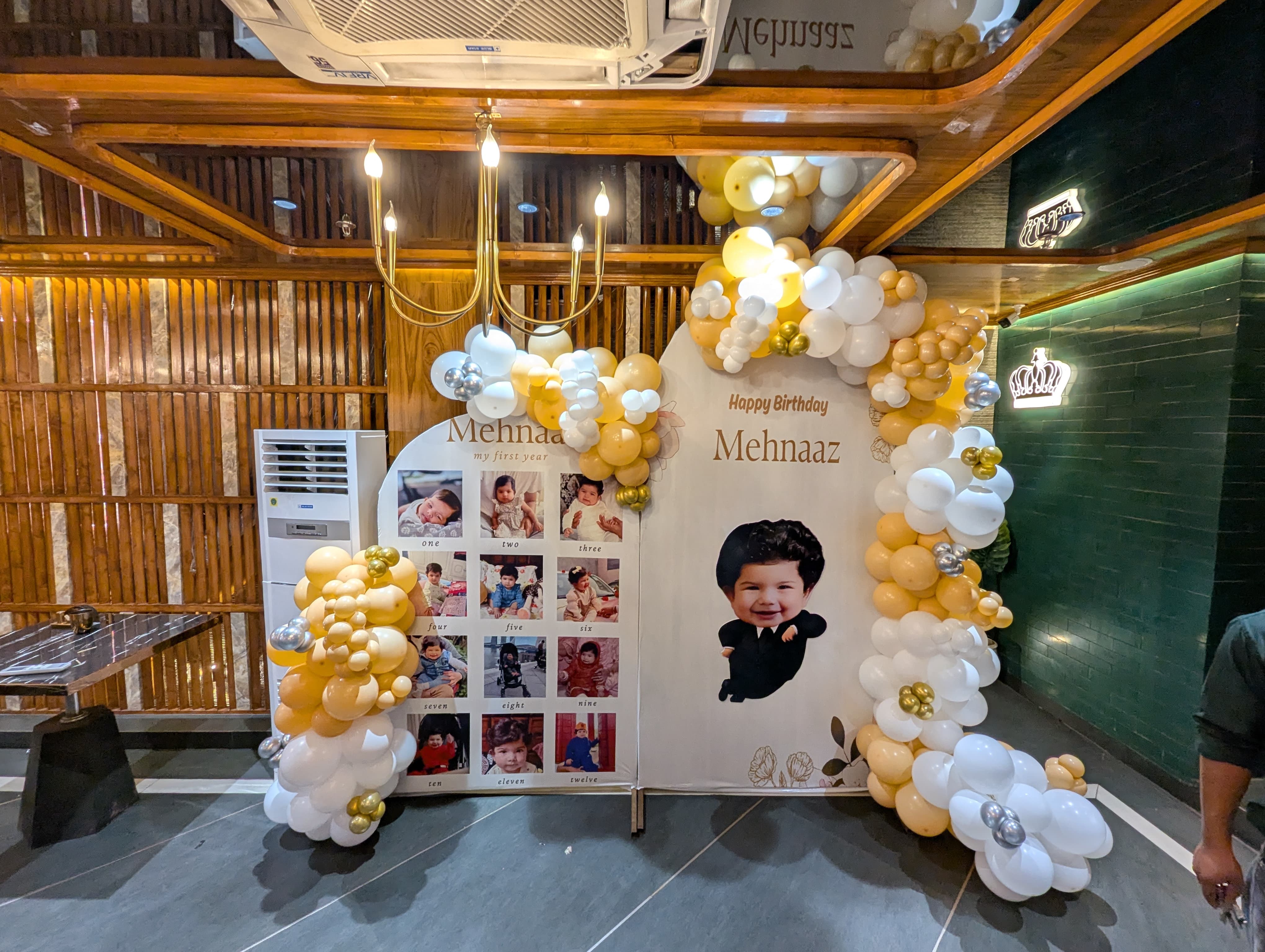 Luxury Balloon & Rose Petal Surprise Setup